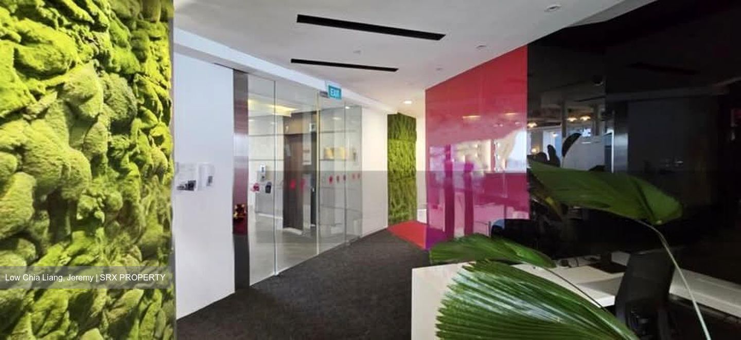 One Raffles Place (D1), Office #612275401